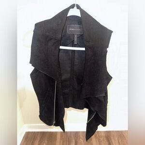 BCBG suede vest
Size: XXS